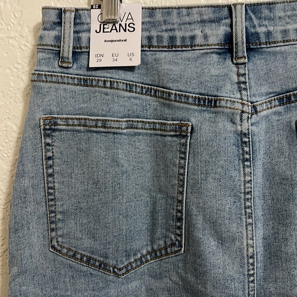 Denim Midi Skirt. Size 29 - Picture 7 of 14